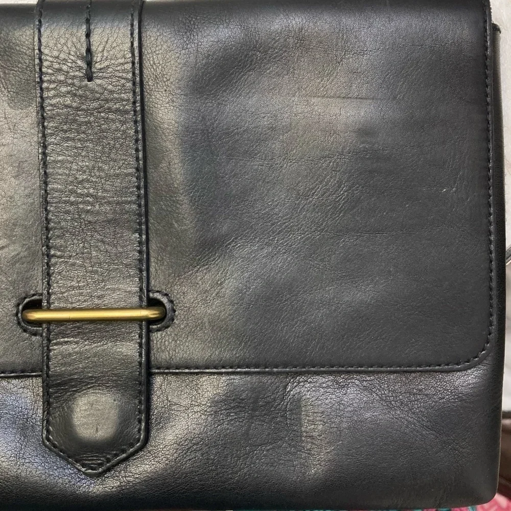 Madewell black leather clutch bag